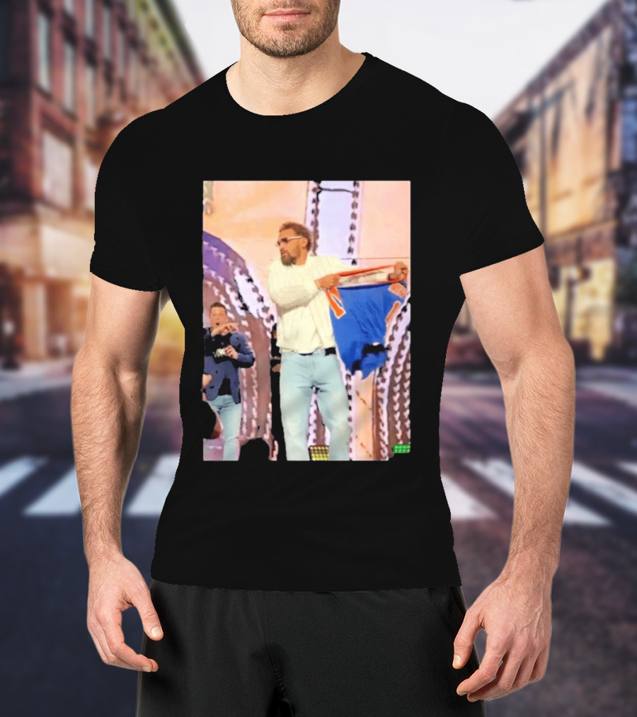 Trae Young Tears Jalen Brunson Jersey Knicks 2026 T-Shirt