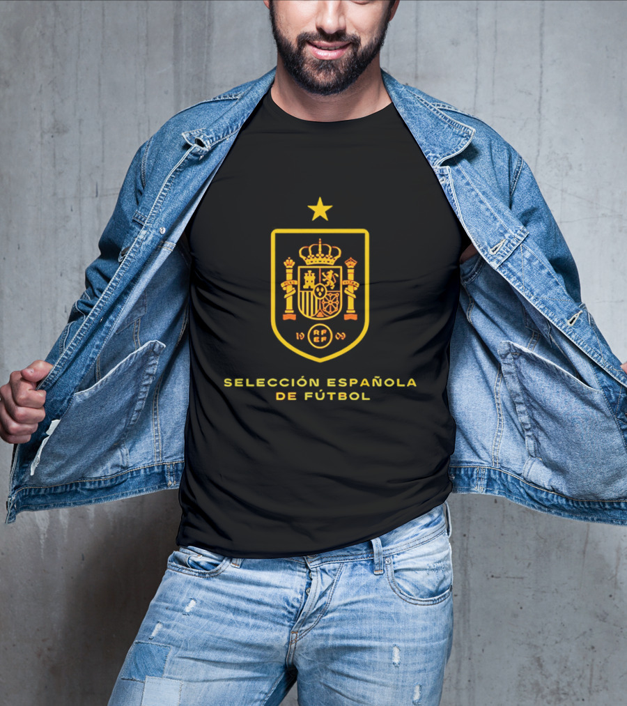 Selección Española De Fútbol Escudo Oficial Con Estrella De Campeones De Fútbol T-Shirt