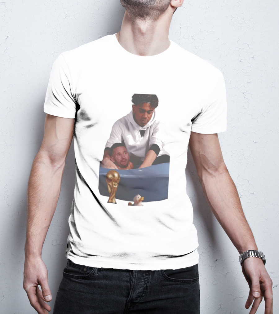 Messi Crying Bath Tub Trophy Football T-Shirt