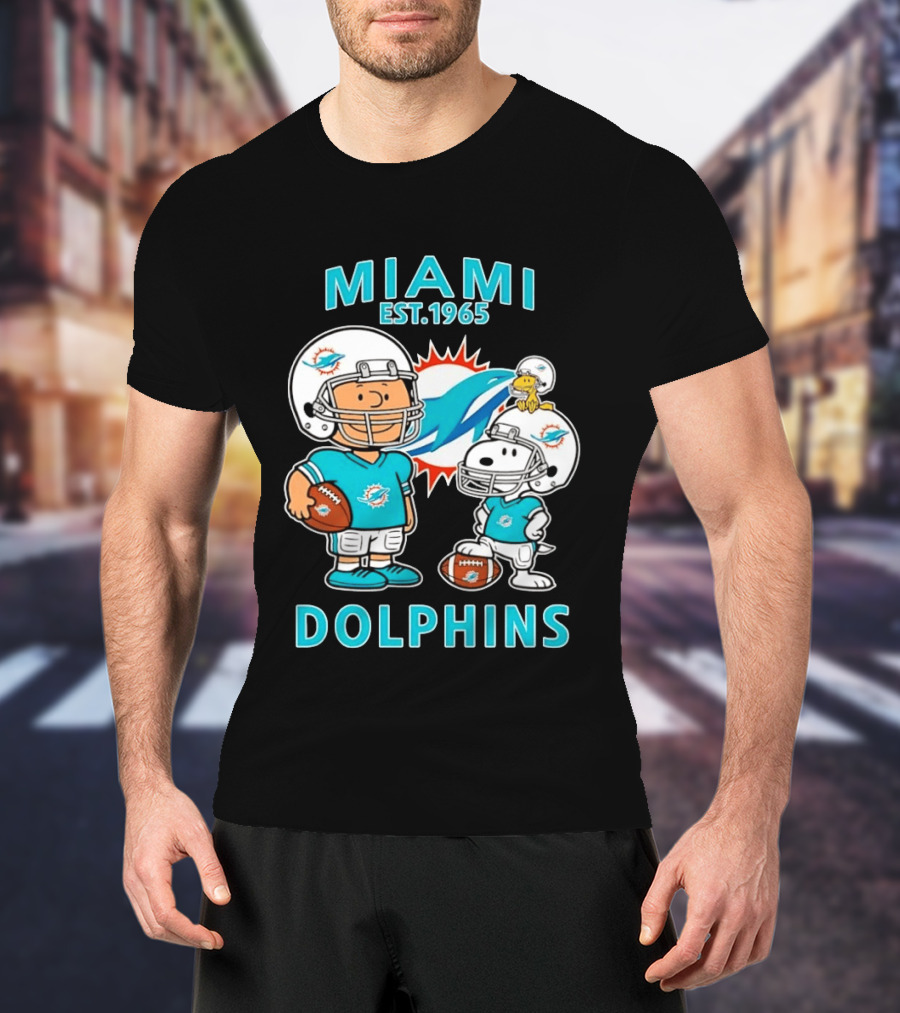 Miami Dolphins Est 1965 Charlie Brown Snoopy Football T-Shirt