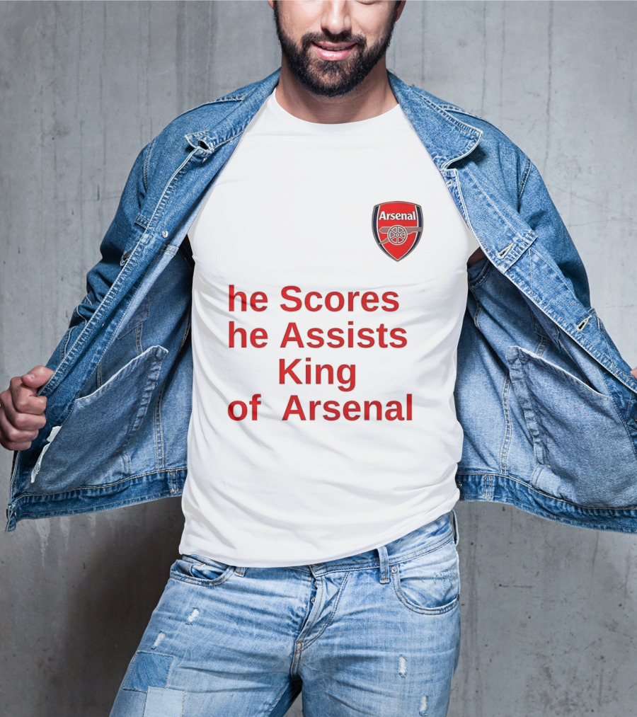B﻿ukayo Saka He Scores He Assists King Of Arsenal T-Shirt