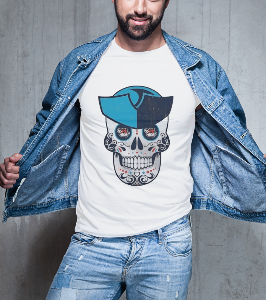 Day Of The Dead Skull Patriot Fox Sports Foxes Football T-Shirt