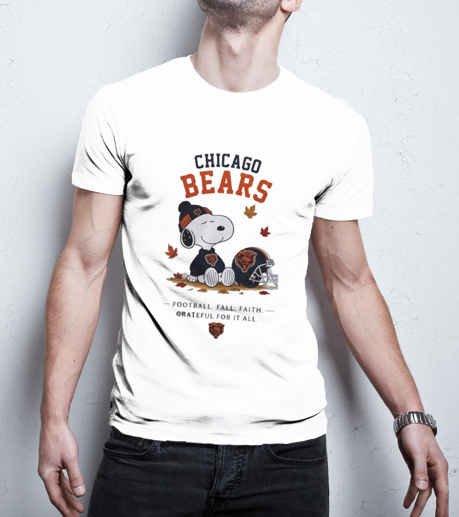 Chicago Bears Snoopy Grateful Football Fall Faith T-Shirt