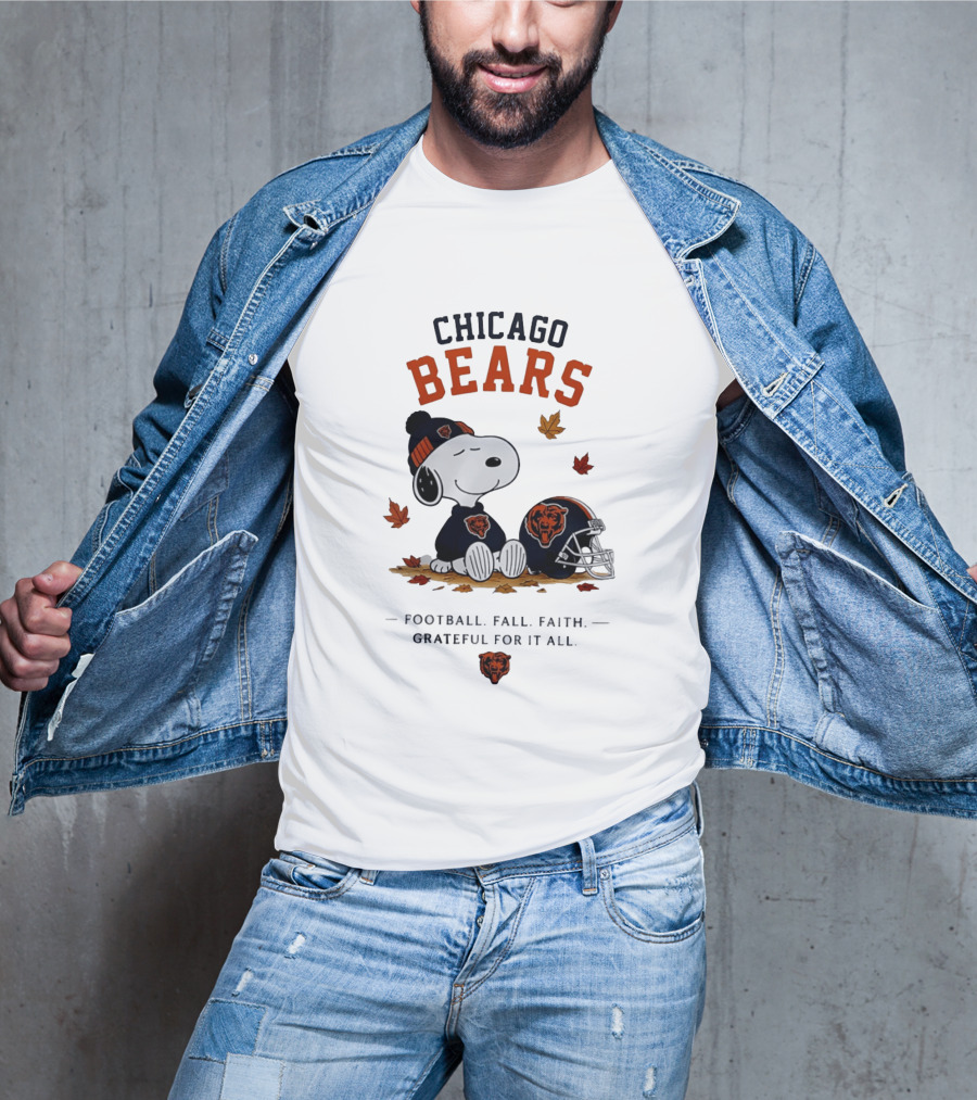 Chicago Bears Snoopy Grateful Football Fall Faith T-Shirt