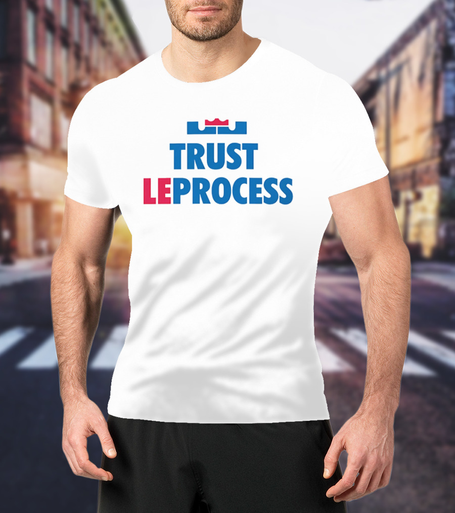 Trust Le Process Basketball Crown Symbol Blue Red T-Shirt