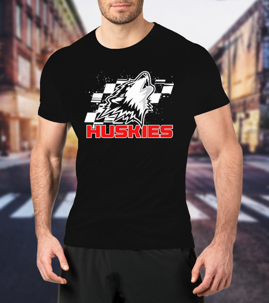 Huskies Howling Checkered Racing Flag T-Shirt