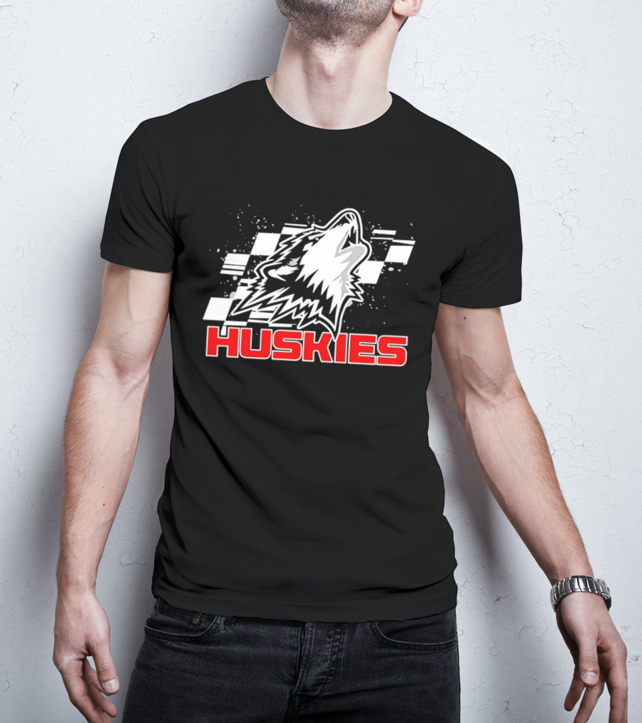 Huskies Howling Checkered Racing Flag T-Shirt