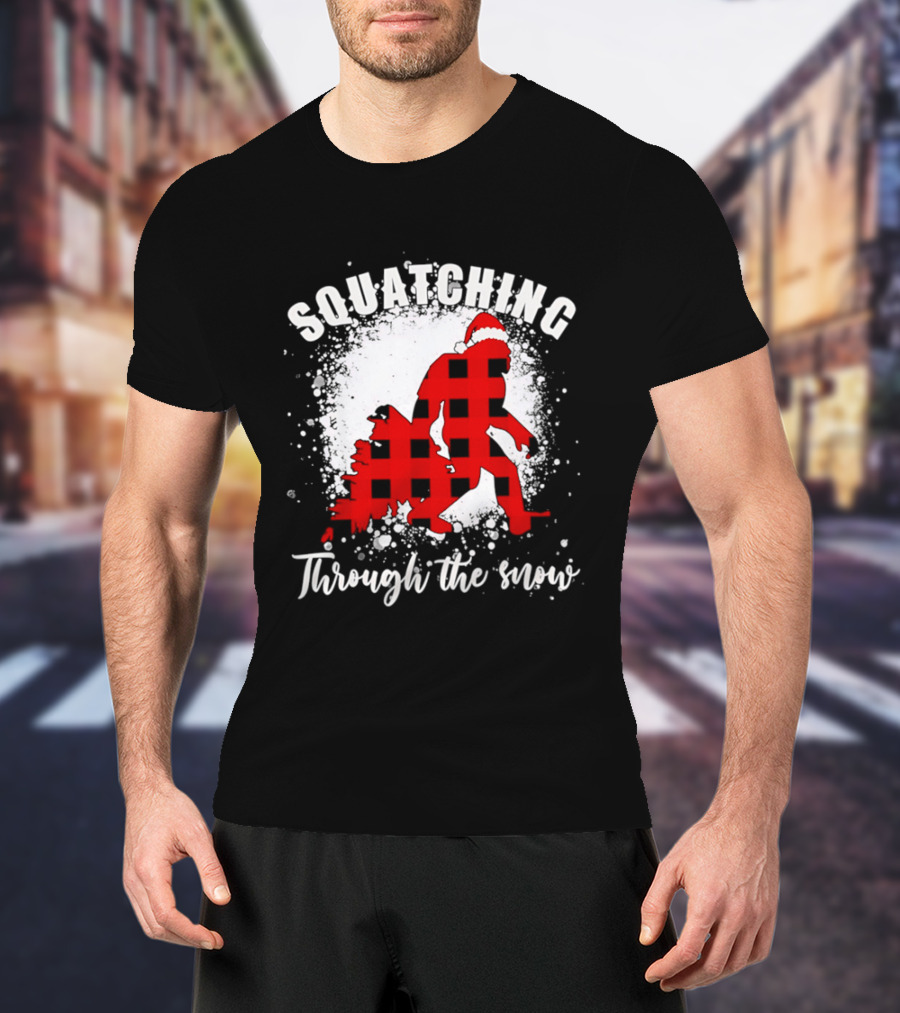 Squatching Through The Snow Bigfoot Santa Hat Christmas T-Shirt