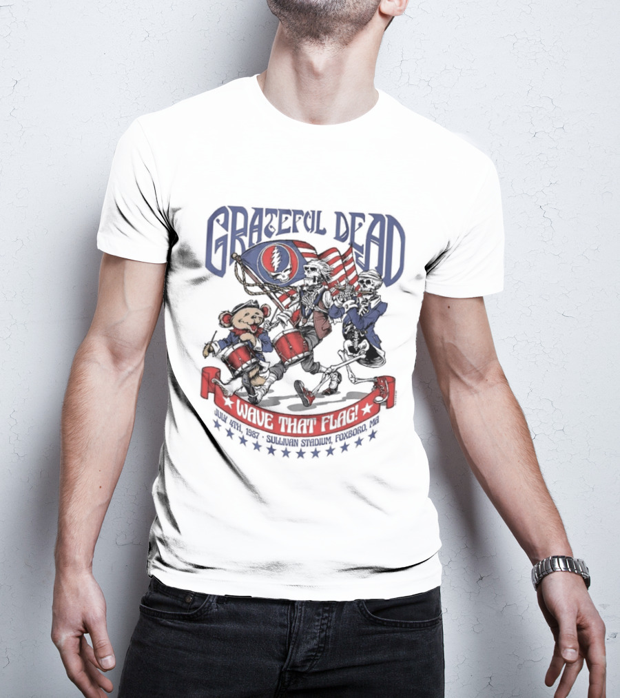 Grateful Dead Wave That Flag 4th Of July Sullivan Stadium Foxboro MA Bear Skeleton Jam Band Summer Concert T-Shirt