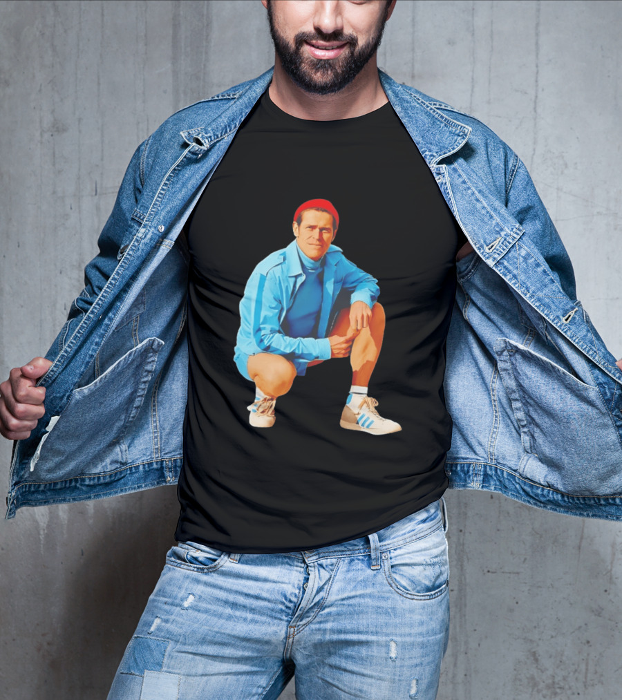 Willem Dafoe Meme Red Beanie Blue Tracksuit Squatting Pose T-Shirt