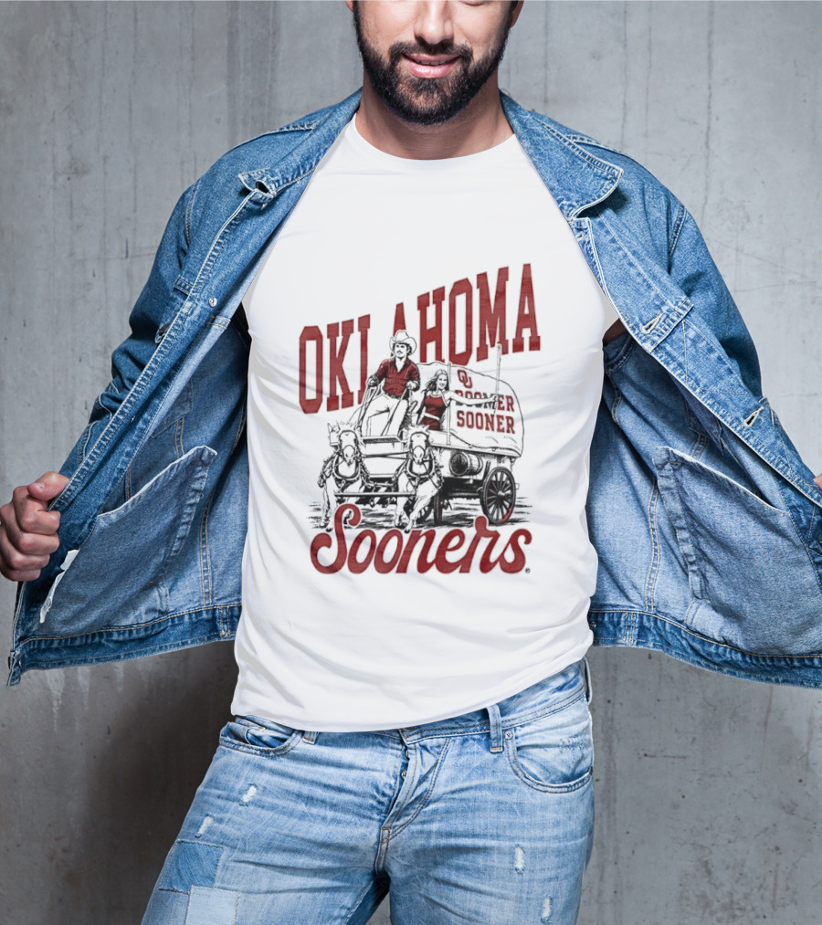Oklahoma Sooners Boomer Sooner Horse Drawn Wagon T-Shirt