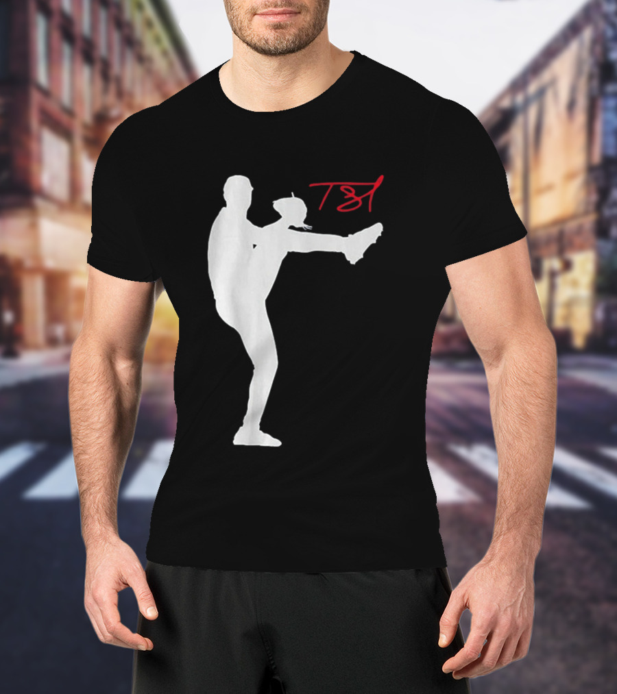 T61 Tarik Skubal Pitching Pose Los Angeles T-Shirt