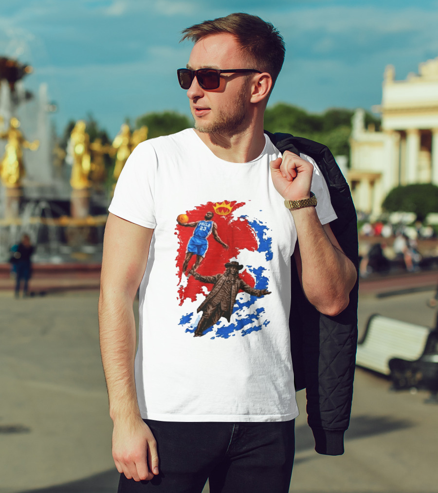 LeBron James Philadelphia Crown Mural Art In Chinatown T-Shirt