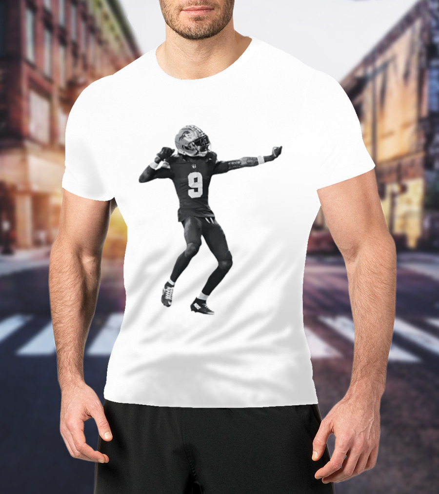 Detroit Lions Number 9 Celebratory Pose Football Athlete Cutout T-Shirt