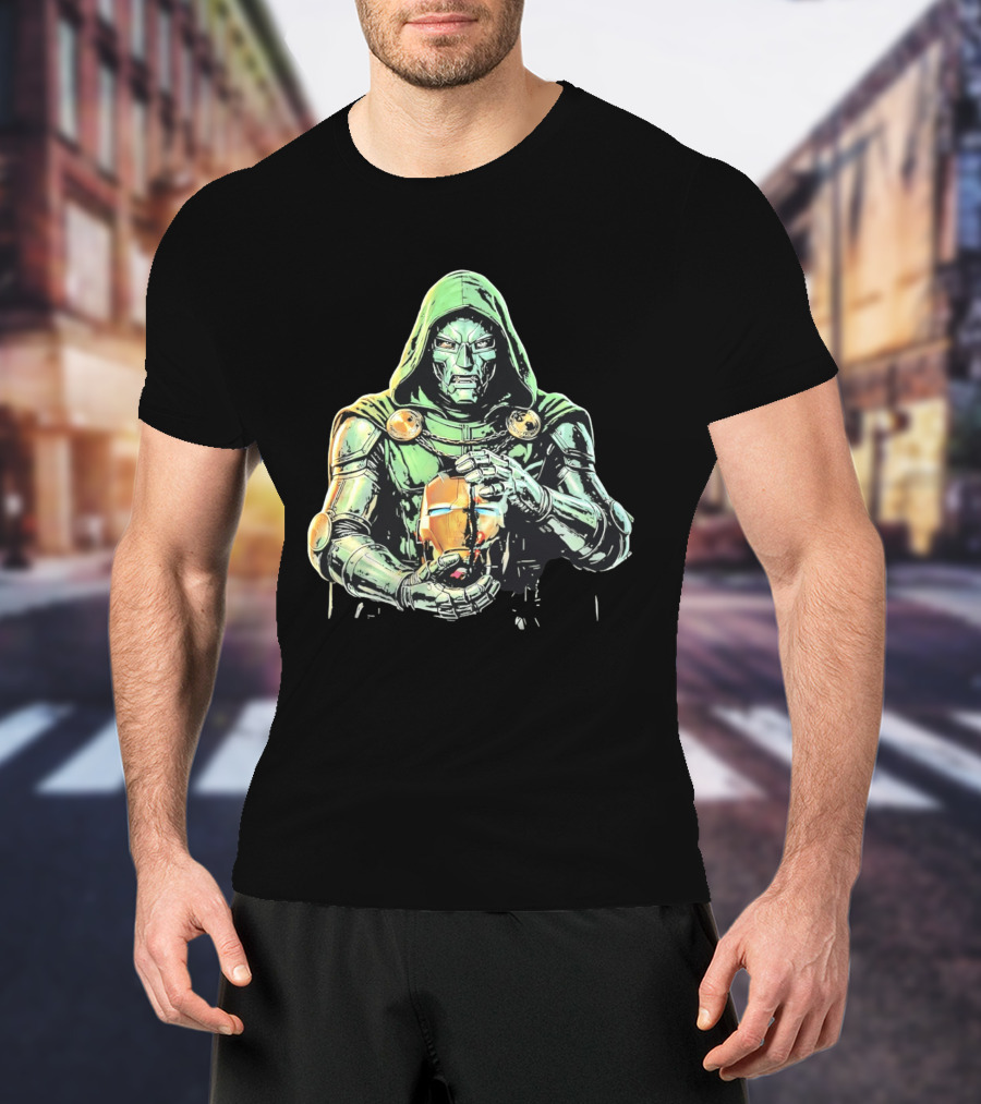 Doctor Doom Marvel Holding Broken Iron Man Mask Iconic Showdown T-Shirt