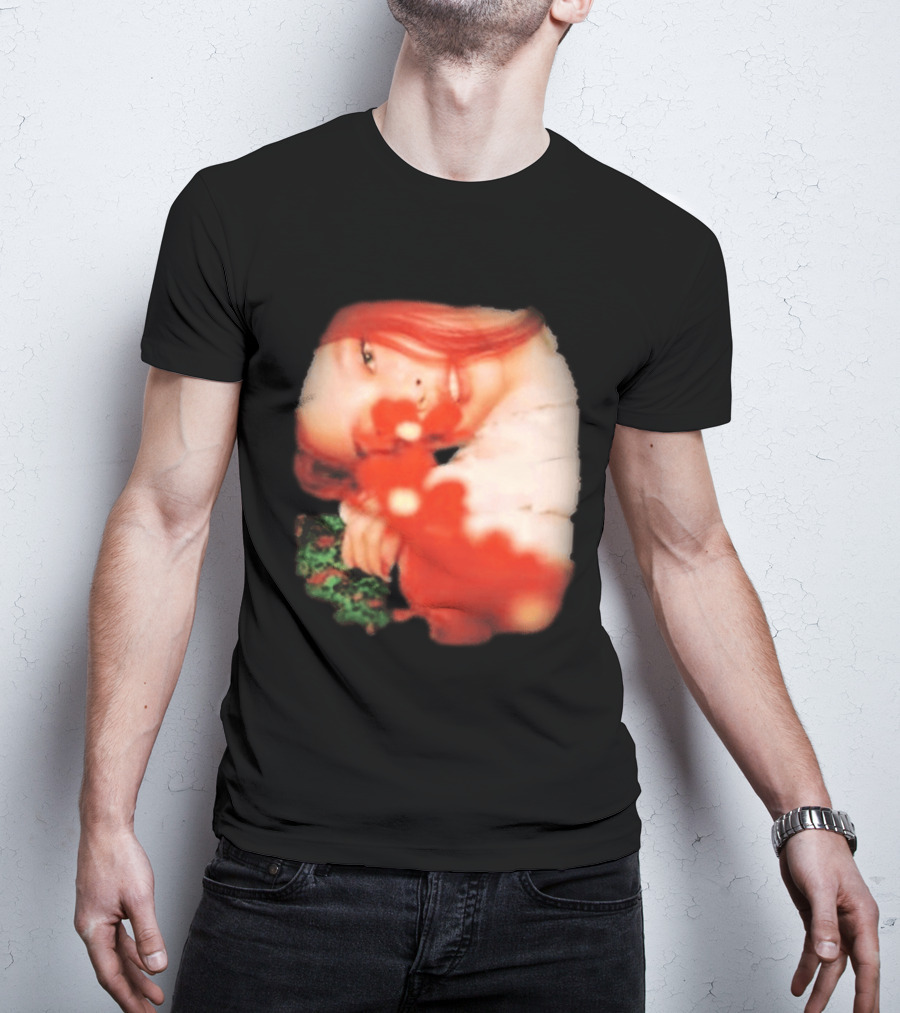 Complex Jennie Flower Photo Red Hair Aesthetic T-Shirt