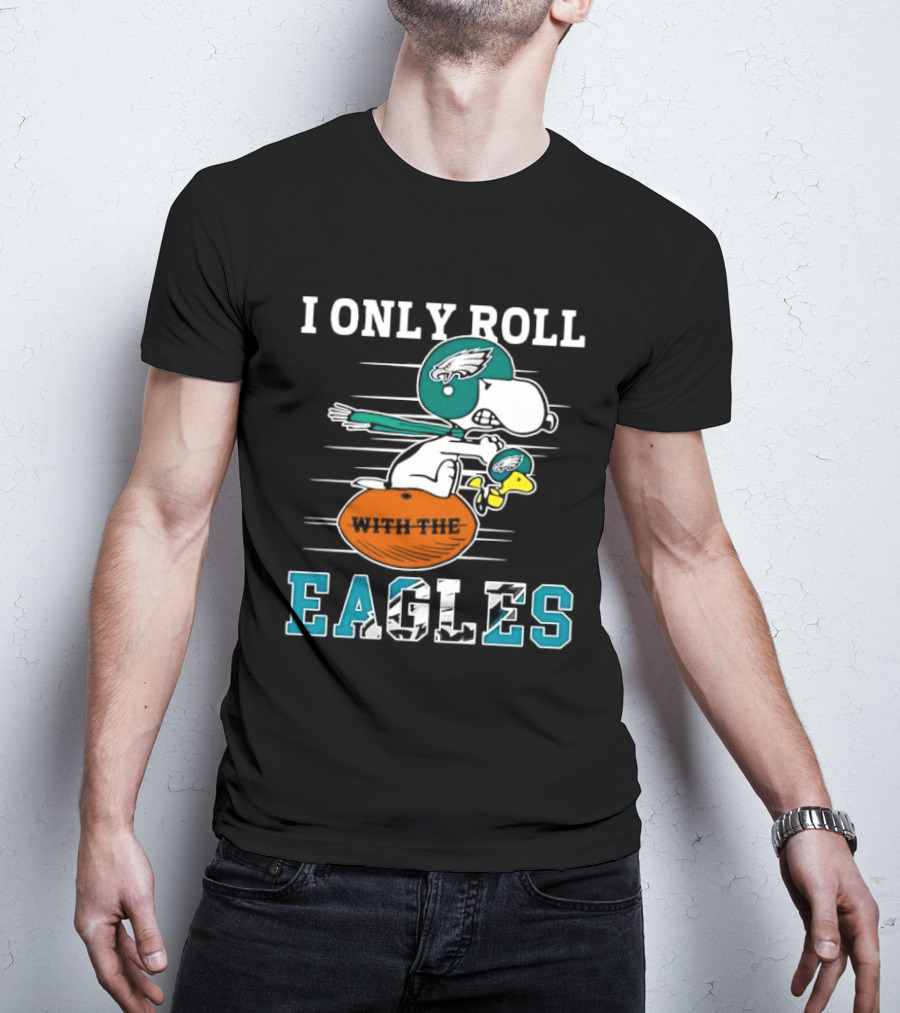 Philadelphia Eagles I Only Roll With The Eagles Cartoon Dog Helmet Football T-Shirt