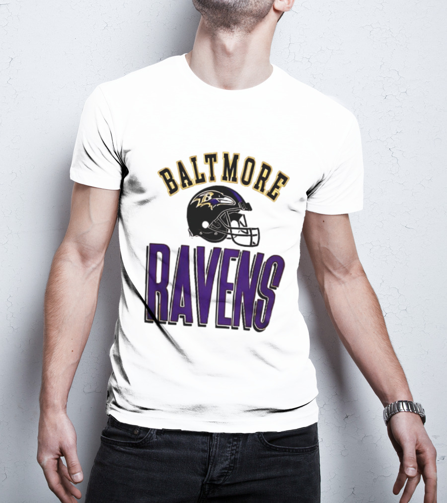 Baltimore Ravens Everyone Es Women's Sports Ravens Helmet T-Shirt