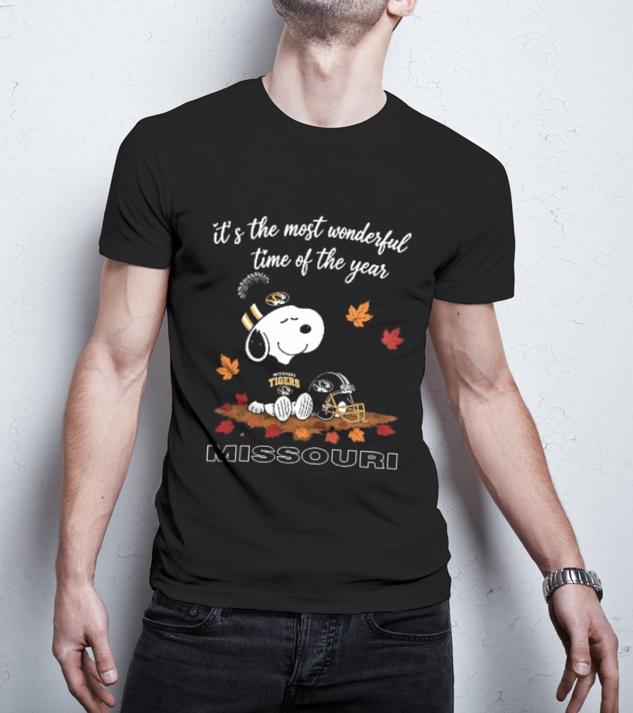 Missouri Snoopy Tigers Most Wonderful Time Of The Year NCAA Football Fall Leaves T-Shirt