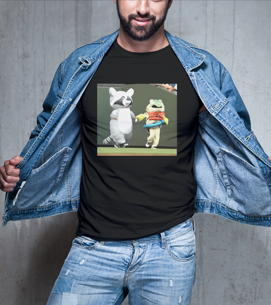 Seattle Mariners Mascots Jimothy Vs Humpy Salmon Running Event T-Shirt
