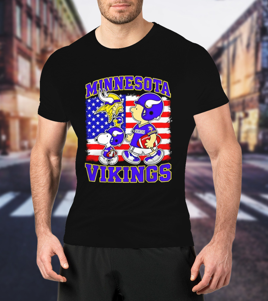 Minnesota Vikings Snoopy Woodstock American Flag Football 2026 T-Shirt