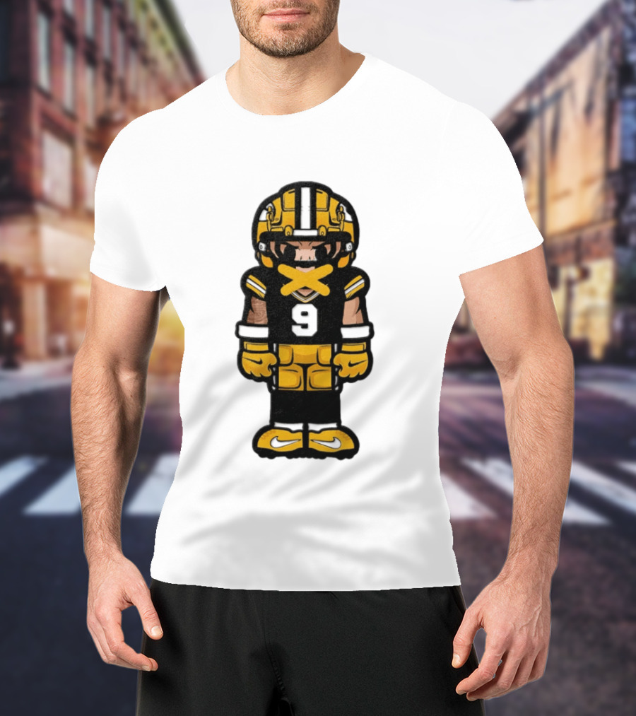 Christian Watson No 9 Chibi Green Bay Packers Football Player T-Shirt