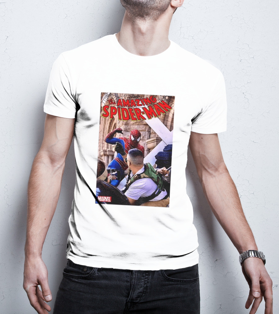 The Amazing Spider Man Marvel Comic Scene T-Shirt