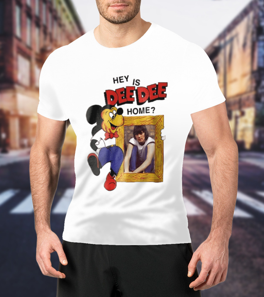 Hey Is Dee Dee Home Cartoon Mickey Mouse Holding Framed Photo T-Shirt