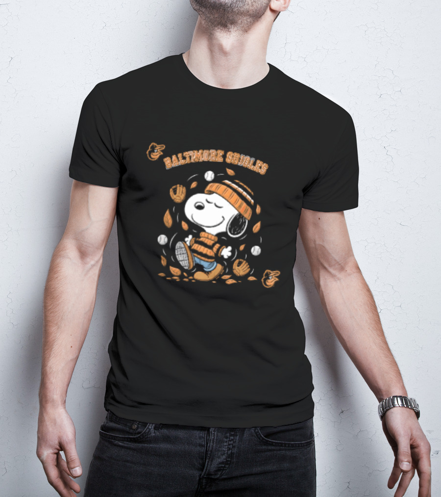 Baltimore Orioles Snoopy Beanie Mitts Falling Leaves Baseballs T-Shirt