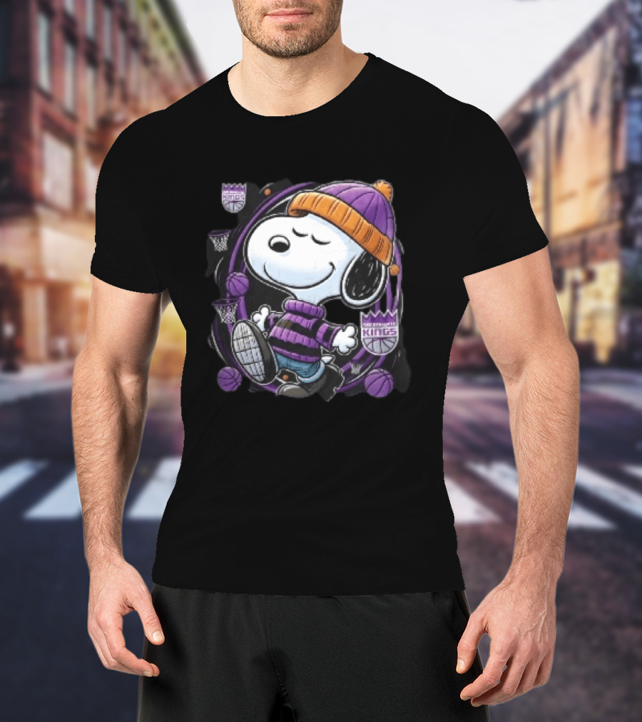Sacramento Kings NBA Snoopy Walking Beanie Striped Basketball Hoops T-Shirt