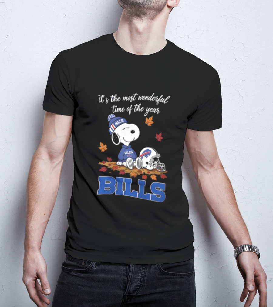 It's The Most Wonderful Time Of Year Snoopy Buffalo Bills Sitting Helmet Leaves T-Shirt