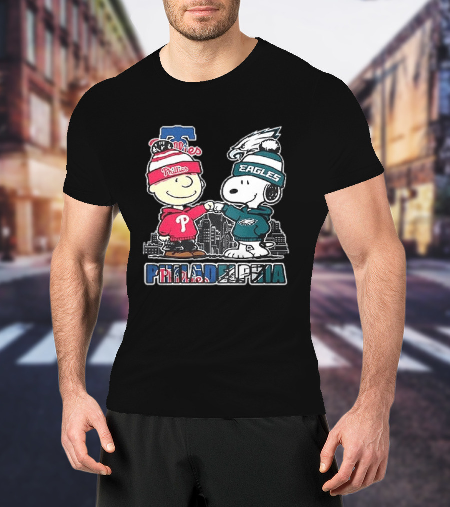 Phillies Eagles Fans Snoopy Philadelphia Collaboration T-Shirt