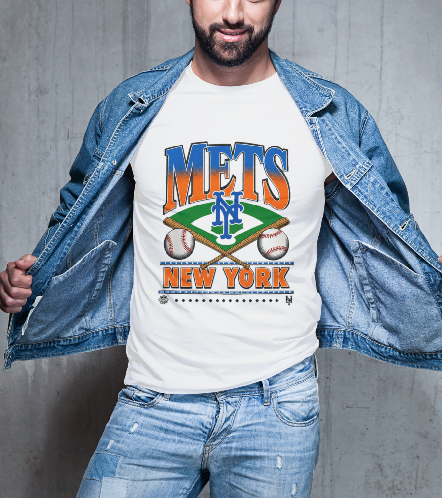 Mets New York Baseball NYC Team Two Bats Two Baseballs Crossed Bat T-Shirt