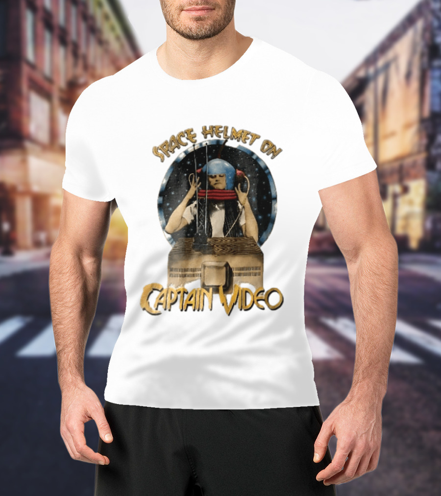 Space Helmet On Captain Video Retro Sci Fi Adventure T-Shirt