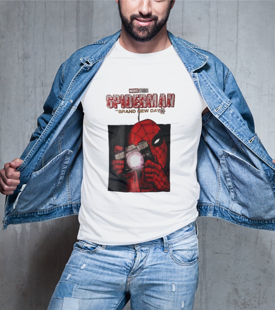 Marvel Studios Spiderman The Brand New Day Masked Hero Camera Flash T-Shirt