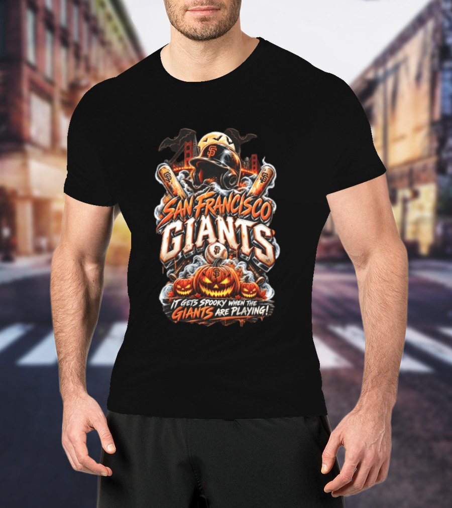 San Francisco Giants It Gets Spooky When The Giants Are Playing Halloween T-Shirt