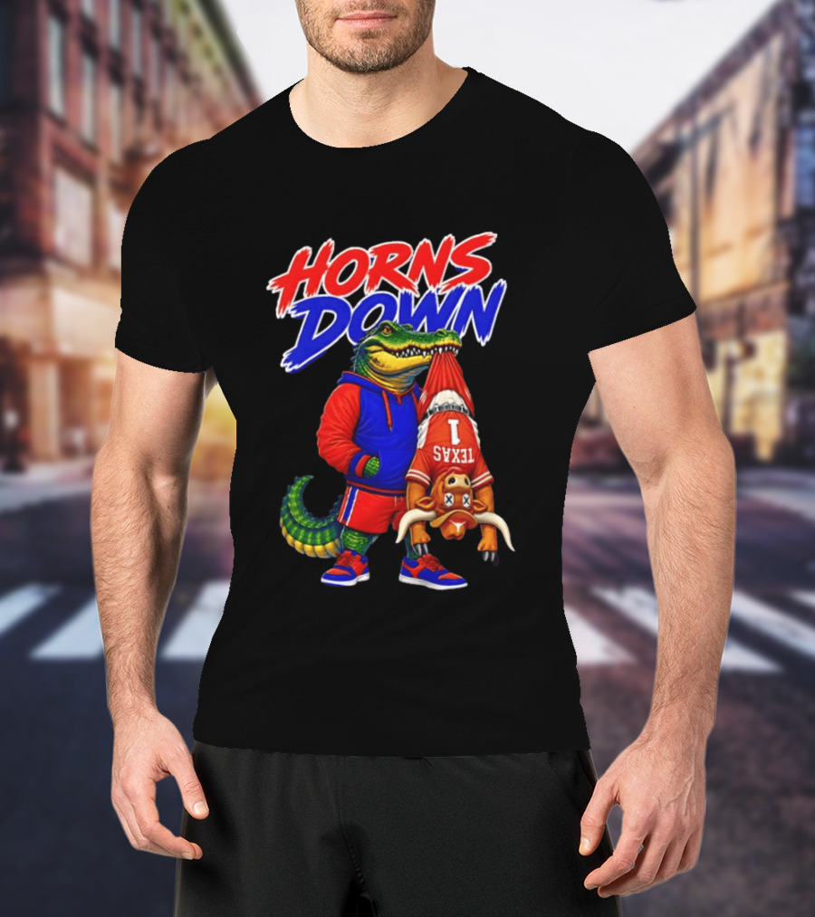 Horns Down Florida Gators Holding Texas Longhorns T-Shirt