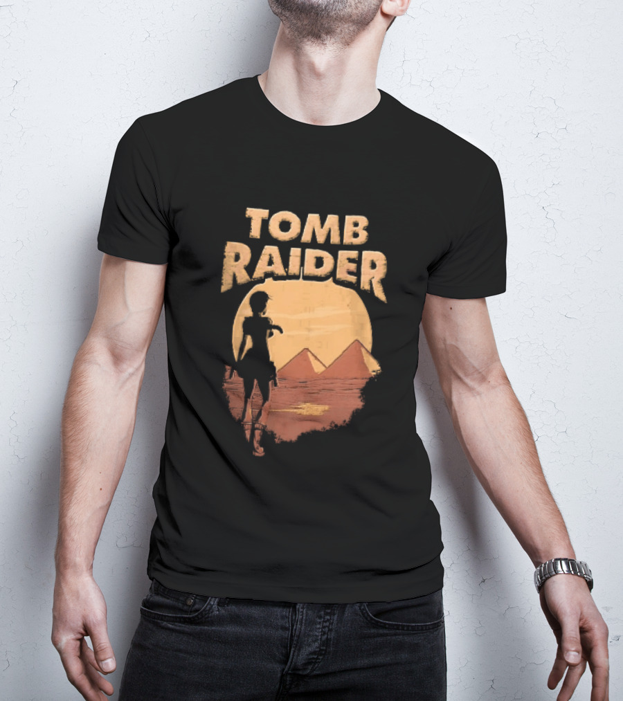 Tomb Raider Lara Croft Pyramids Desert Sunset Scene T-Shirt