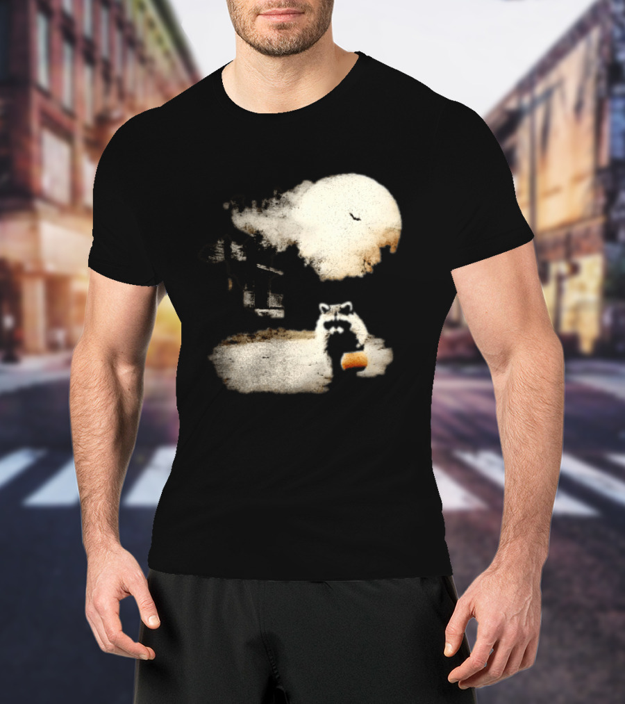 Halloween Spooky Pumpkin Raccoon Full Moon Scene T-Shirt