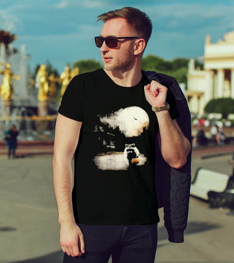 Halloween Spooky Pumpkin Raccoon Full Moon Scene T-Shirt