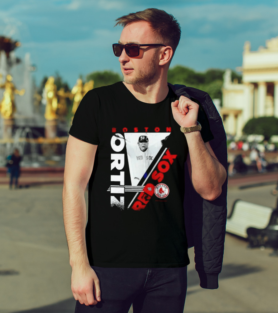 David Ortiz Boston Red Sox Celebrating T-Shirt