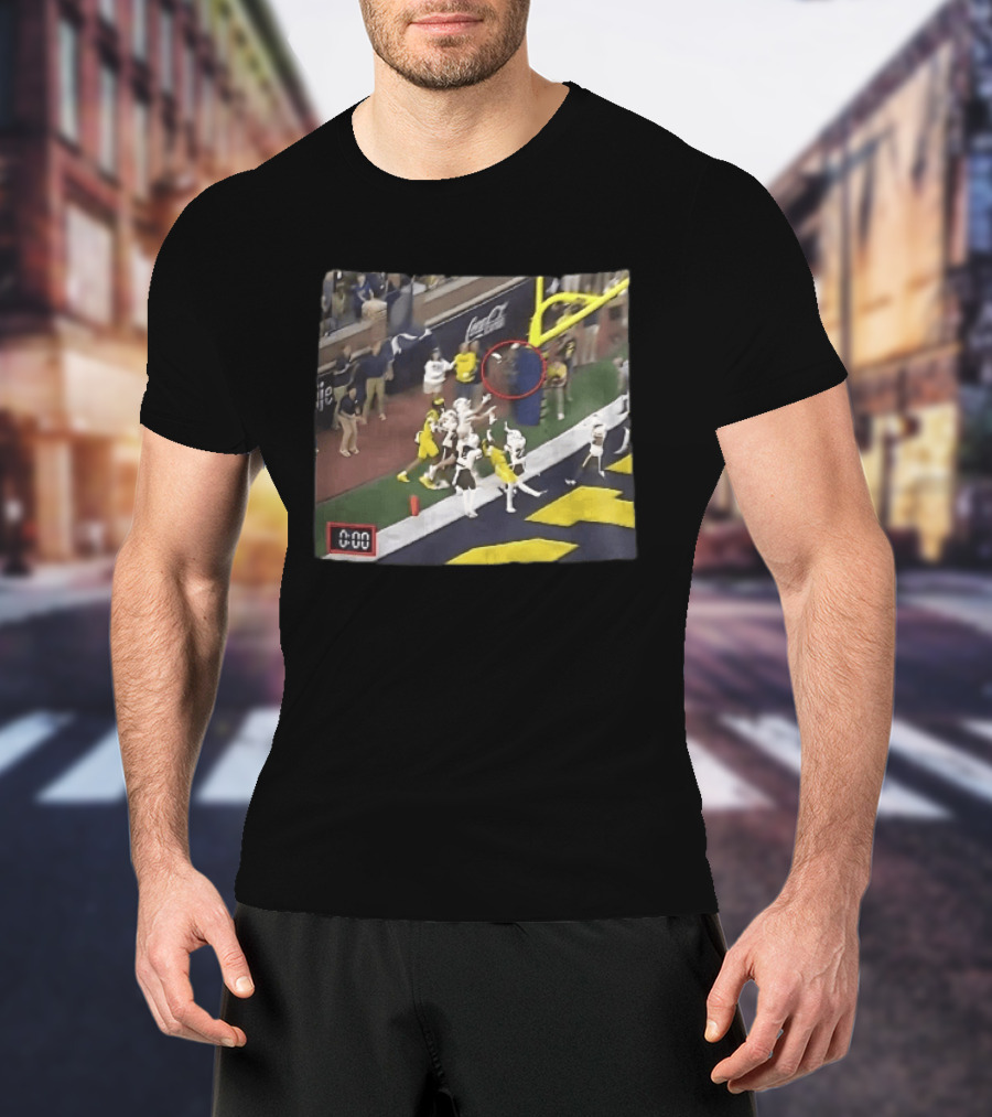 Michigan Wolverines NCAA Football Endzone Goalpost Red Circles 0:00 Photo T-Shirt