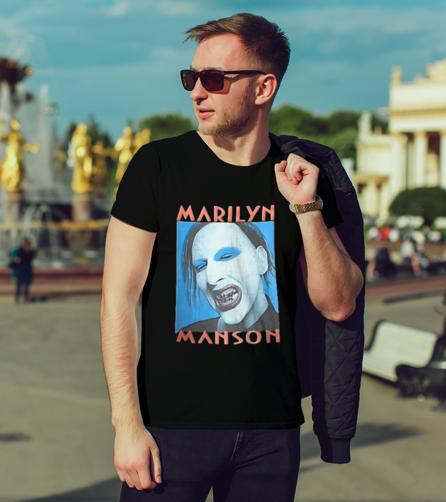 Marilyn Manson Blue Makeup Metallic Teeth Grimace T-Shirt