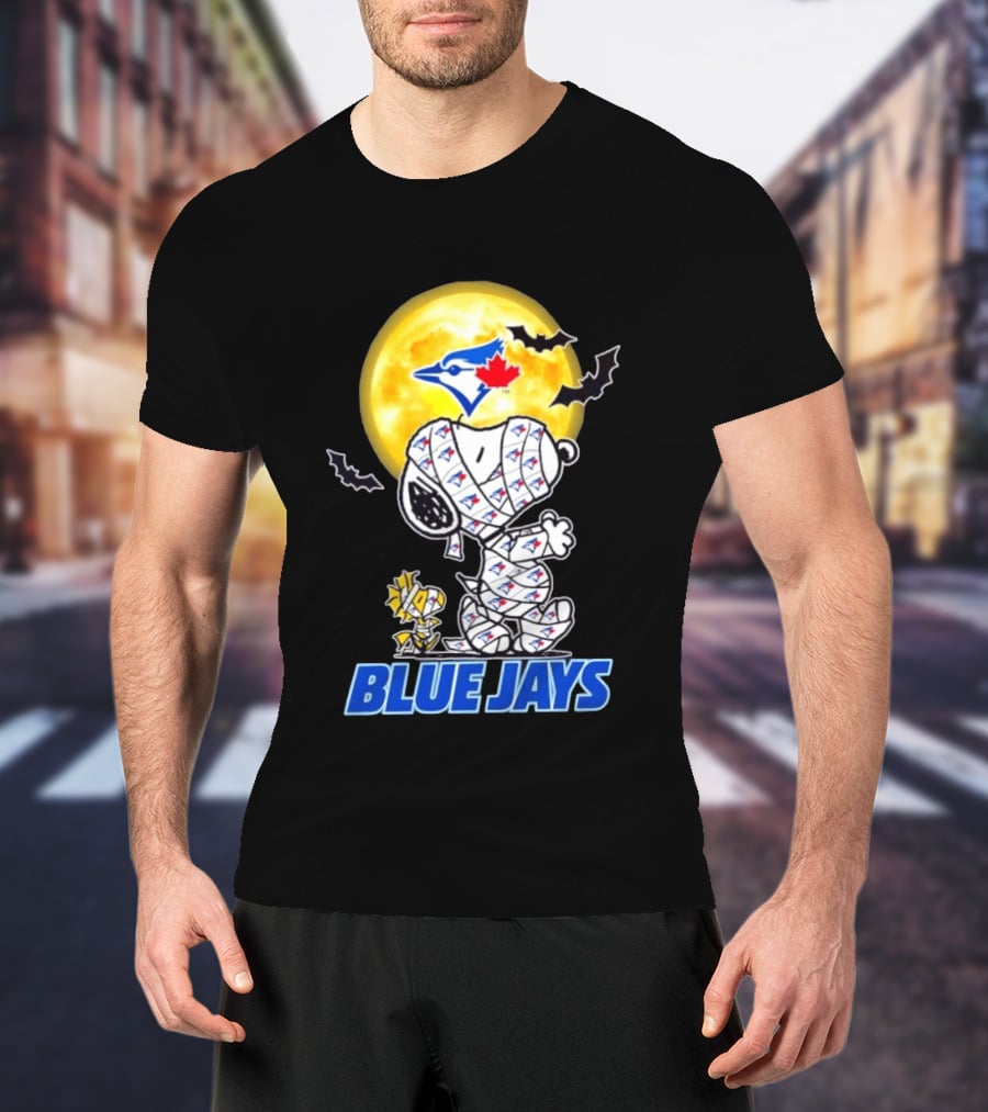 Toronto Blue Jays Halloween Snoopy Woodstock Mummy Cosplay Full Moon Bats T-Shirt