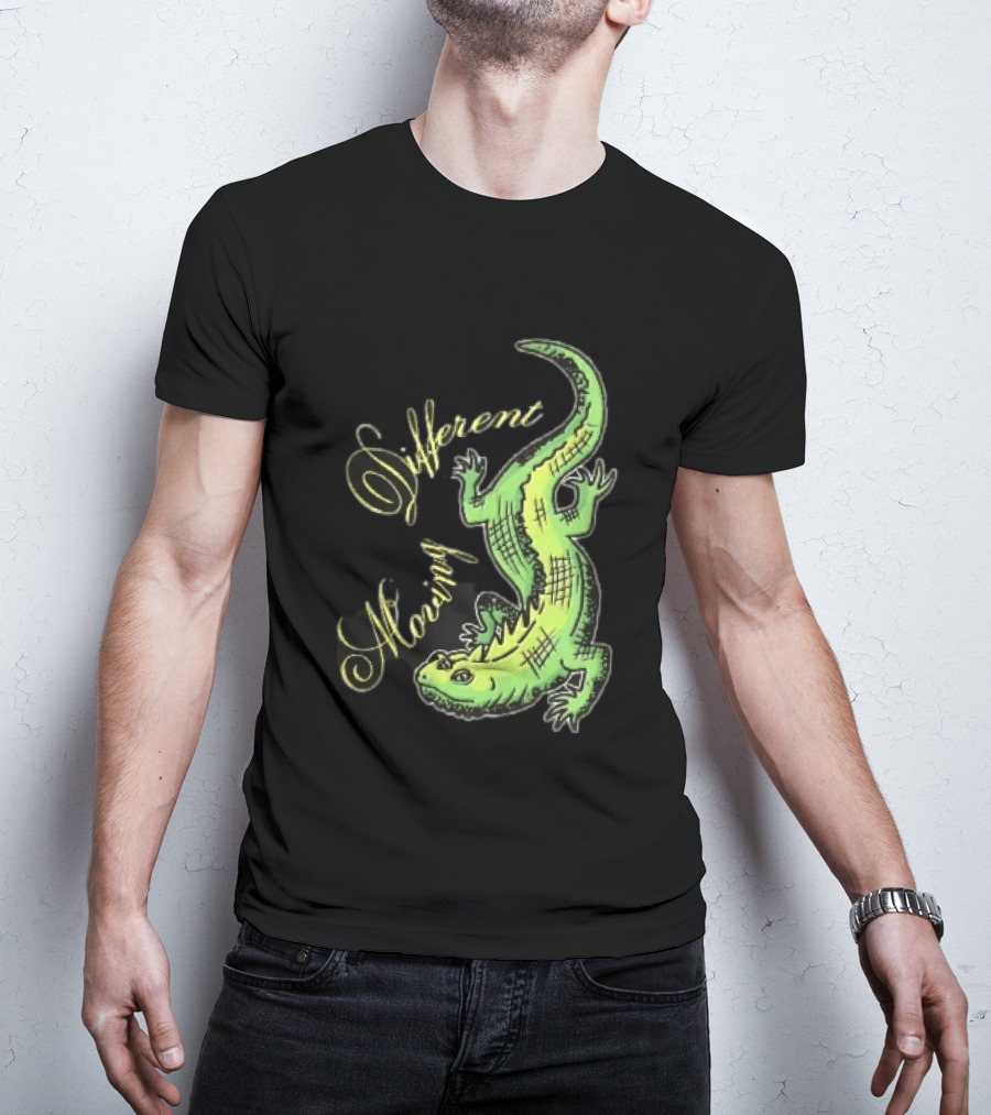 Different Moving Green Lizard Iguana Line Sketch T-Shirt