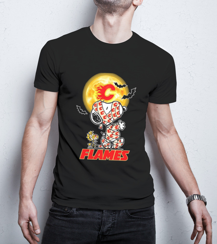 Flames Halloween Snoopy Woodstock Mummy Cosplay Calgary C Bat Moon T-Shirt