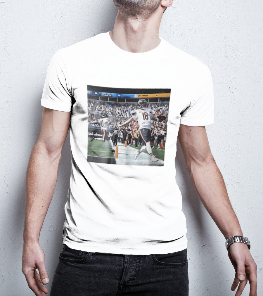 Chicago Bears Caleb Williams Rome Odunze Players Photo NFL Football Action T-Shirt