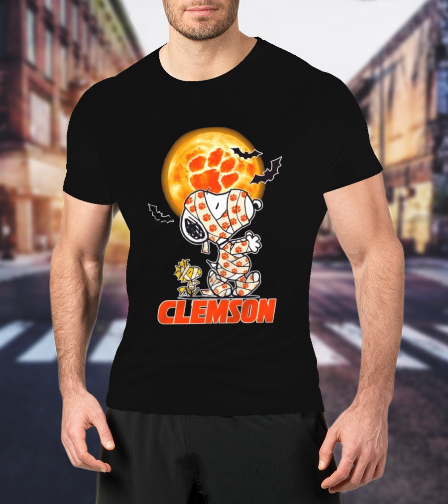 Clemson Tigers Snoopy Woodstock Mummy Halloween Moon Bats T-Shirt