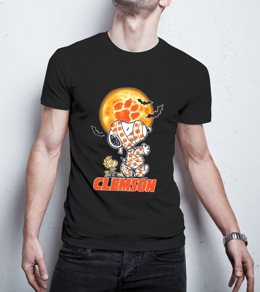 Clemson Tigers Snoopy Woodstock Mummy Halloween Moon Bats T-Shirt