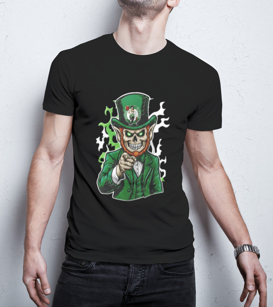 Boston Celtics Skull Leprechaun Pointing Distressed Flag Basketball Fan T-Shirt